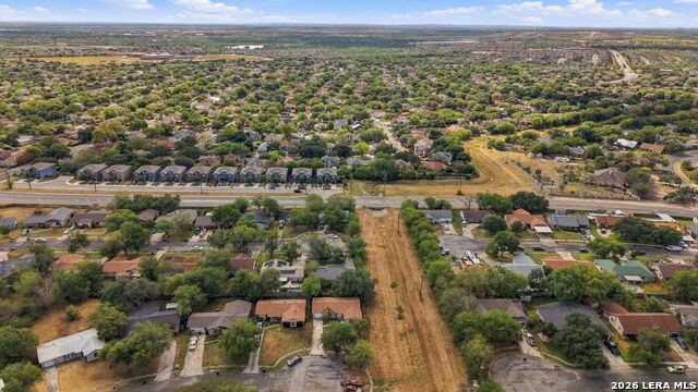 5402 Lake Grove Dr Property Photo 28