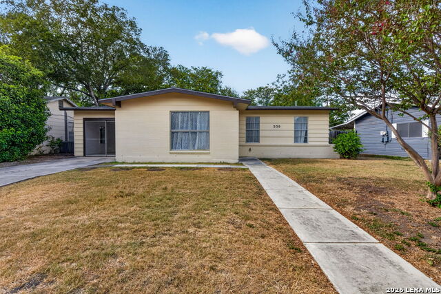 209 Park Ln Property Photo 1