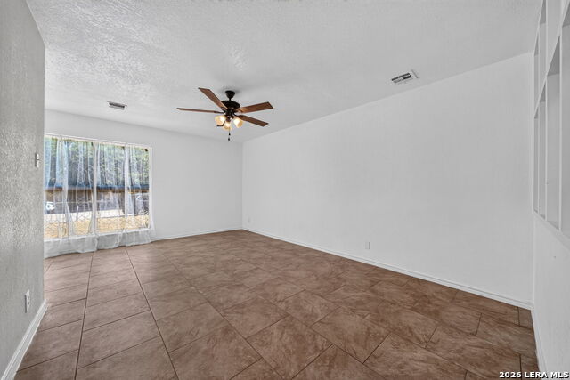209 Park Ln Property Photo 7