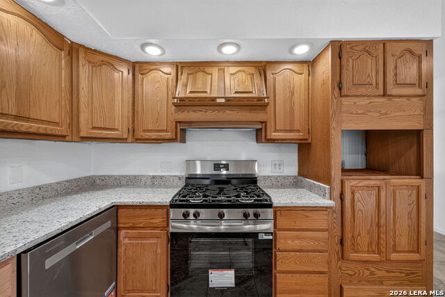 209 Park Ln Property Photo 9