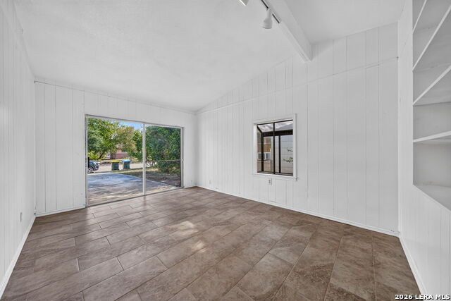 209 Park Ln Property Photo 23