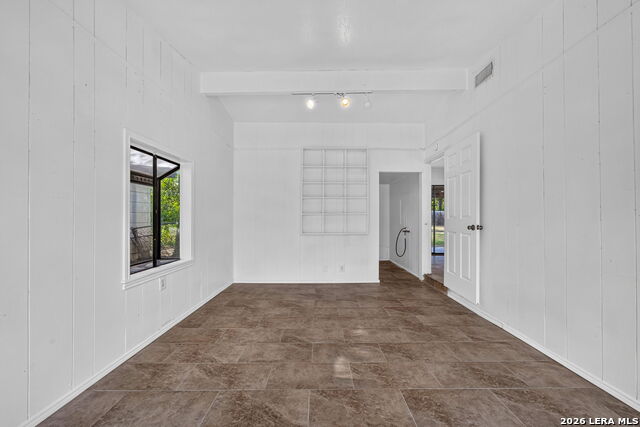 209 Park Ln Property Photo 24