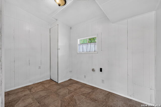 209 Park Ln Property Photo 25