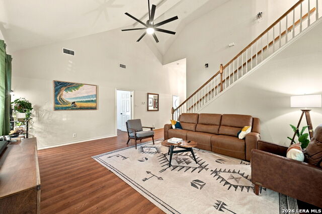 7034 Andtree Blvd Property Photo 3