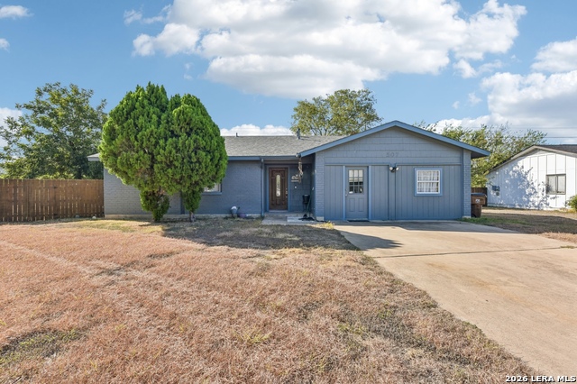 507 Ameswood Pl Property Photo 1