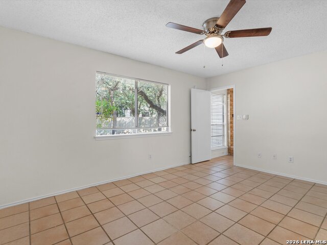 6414 Ridgehurst Property Photo 11