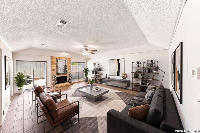 5817 Royal Clb Property Photo 2