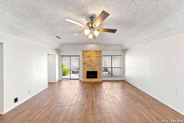 5817 Royal Clb Property Photo 4