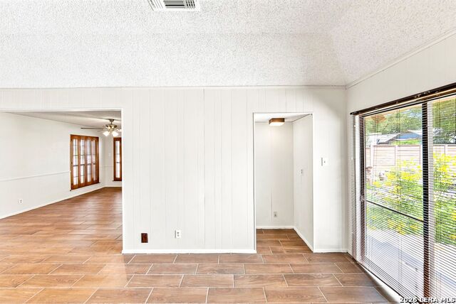 5817 Royal Clb Property Photo 6
