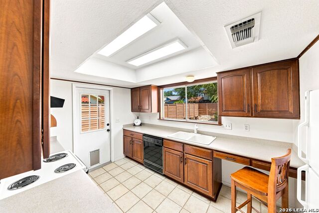 5817 Royal Clb Property Photo 11
