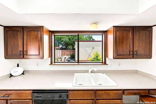 5817 Royal Clb Property Photo 14