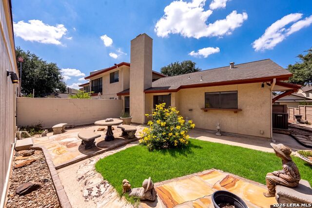 5817 Royal Clb Property Photo 38