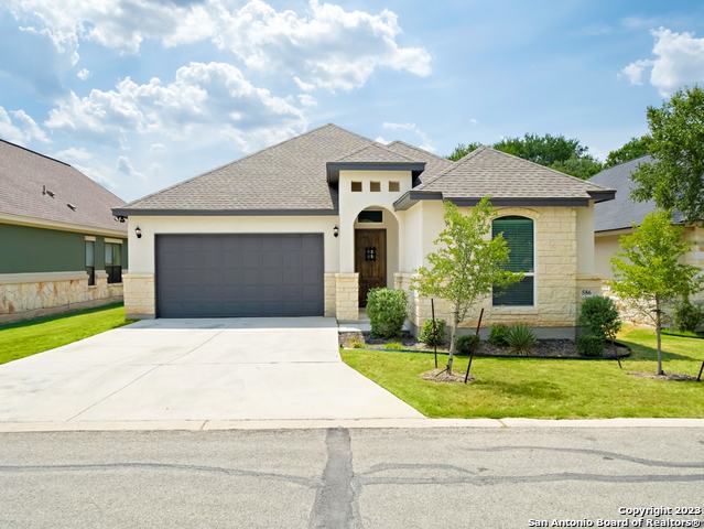 530 CARRIAGE HOUSE Property Photo 1