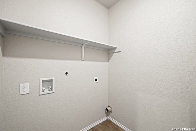 12912 Cicely Property Photo 9