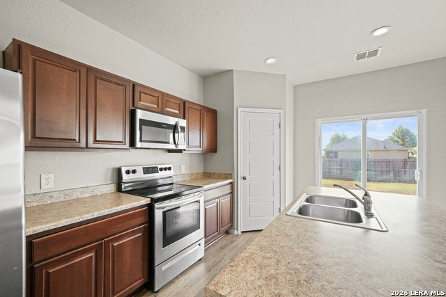12912 Cicely Property Photo 17