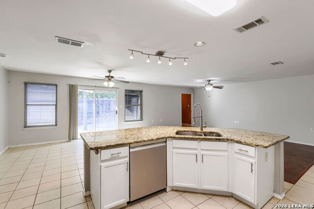 5727 Spring Hts Property Photo 7