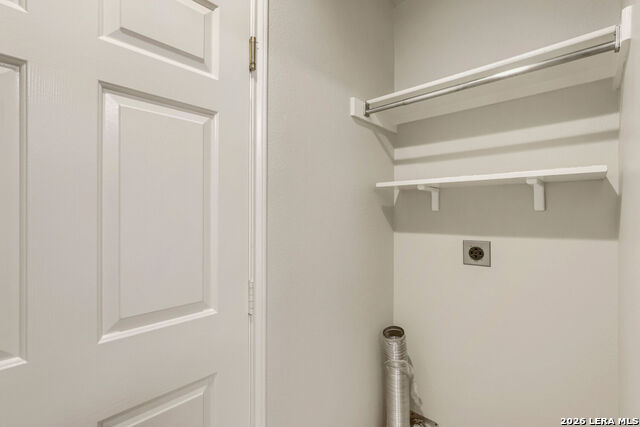 5727 Spring Hts Property Photo 18