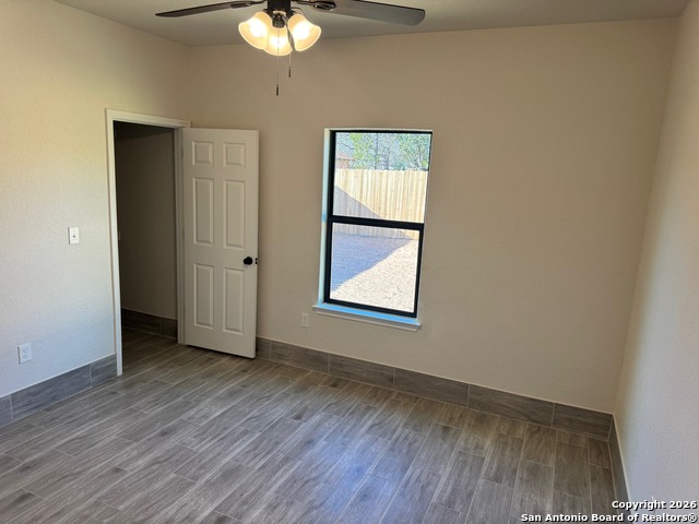 19503 Somerset Rd Property Photo 5
