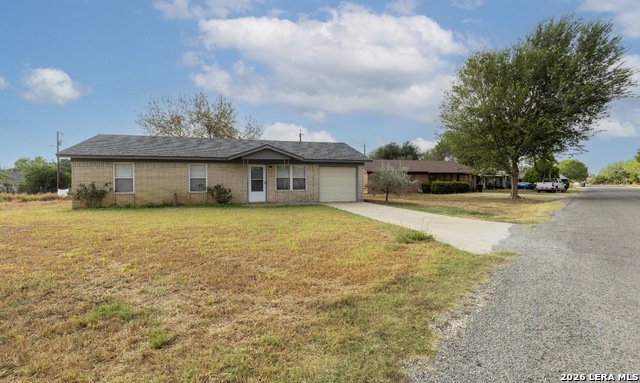 2832 County Road 1129 Property Photo 2