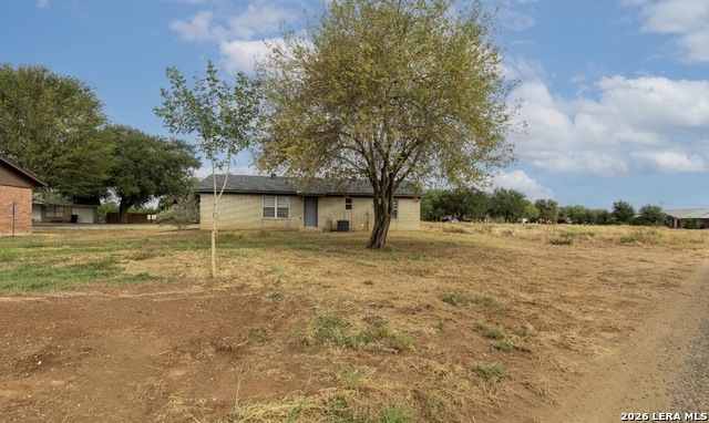 2832 County Road 1129 Property Photo 4