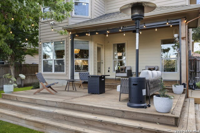 9506 Sun Ml Property Photo 2