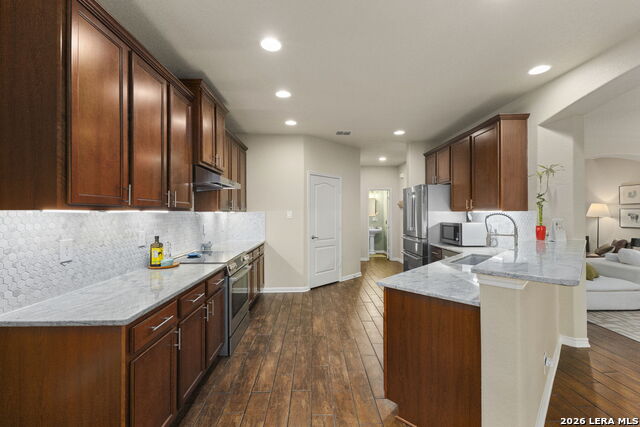 9506 Sun Ml Property Photo 23