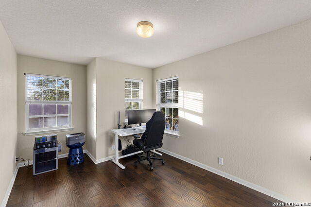 9506 Sun Ml Property Photo 28