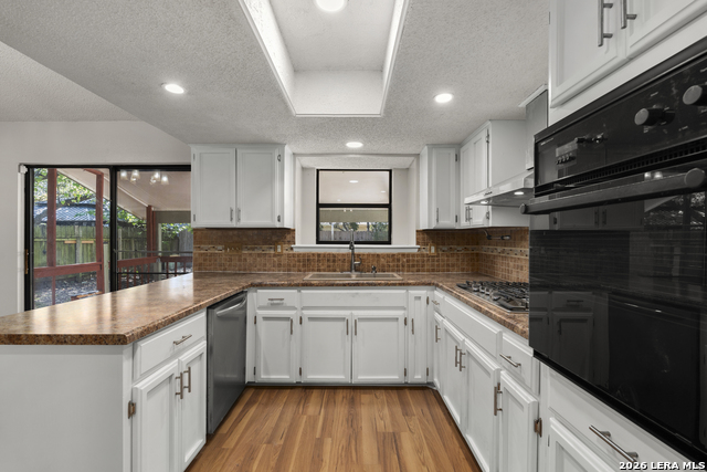 9307 Woodheather St Property Photo 15