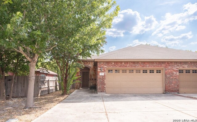 949 Brown Rock Dr Property Photo 1
