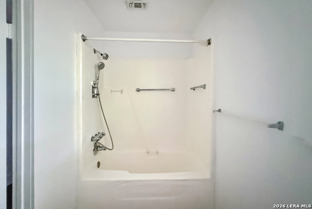 220 Leigh St Property Photo 14