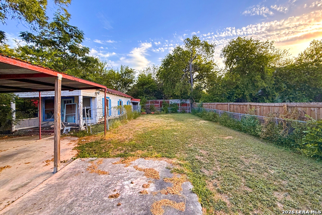 220 Leigh St Property Photo 16