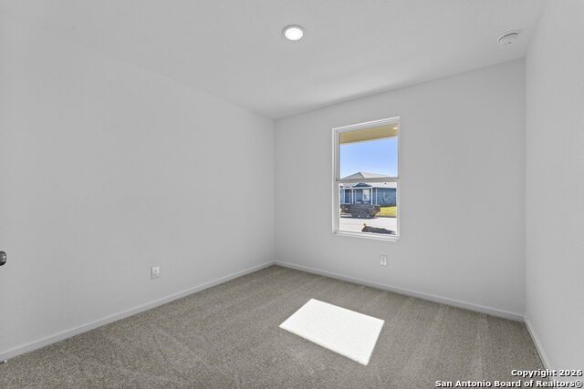 129 Alameda Dr Property Photo 7