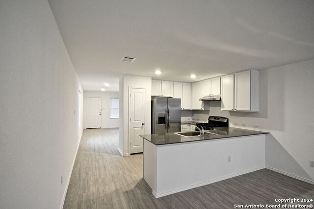 1607 Knoll Rdg Property Photo 3