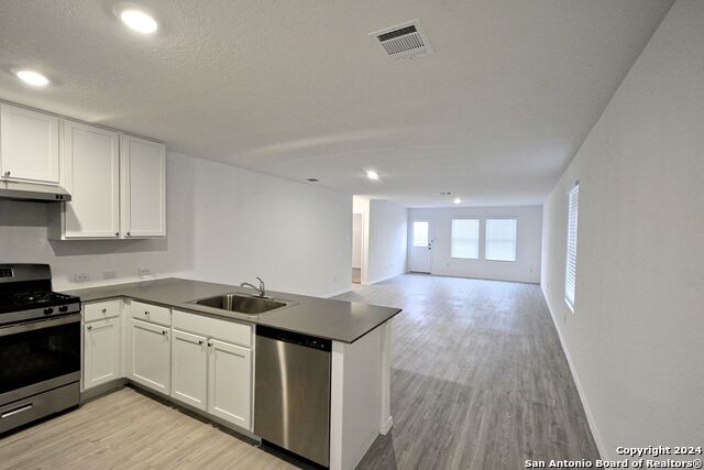 1607 Knoll Rdg Property Photo 5