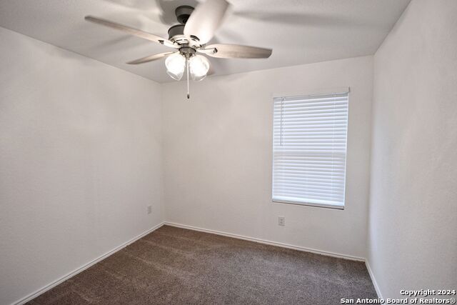 1607 Knoll Rdg Property Photo 9