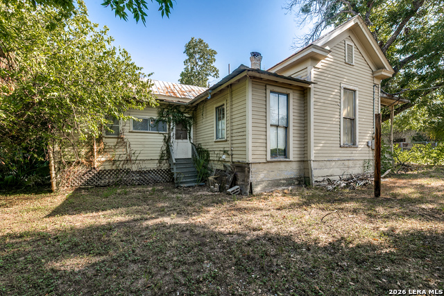 1825 N Palmetto Property Photo 4