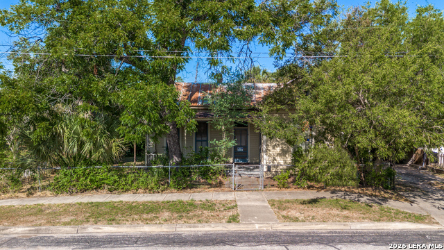 1825 N Palmetto Property Photo 10