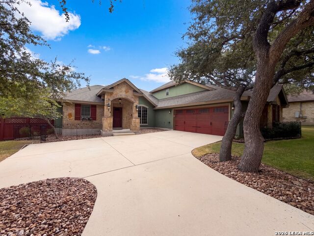 26441 White Eagle Dr Property Photo