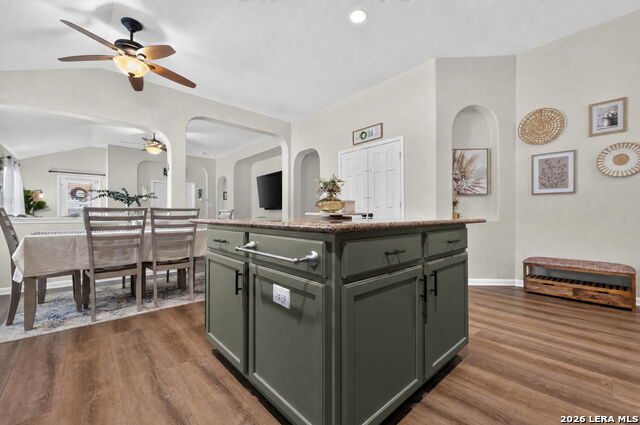 5214 Gemsbuck Chase Property Photo 14