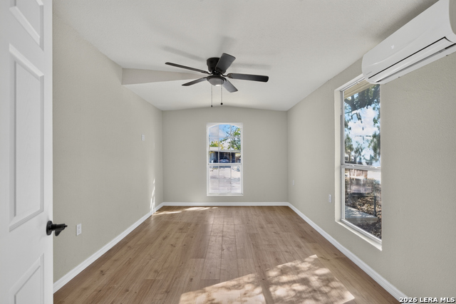 115 Huxley Property Photo 7