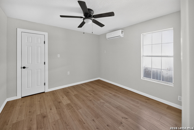 115 Huxley Property Photo 15