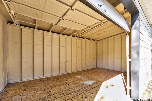 115 Huxley Property Photo 24