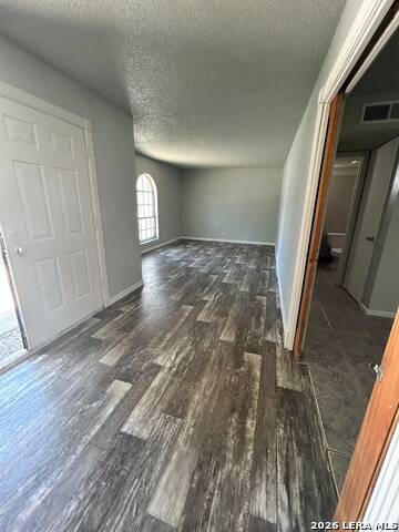 1326 Klondike St Property Photo 3