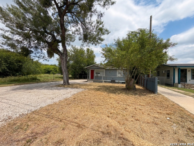 1431 Cantrell Dr Property Photo 2