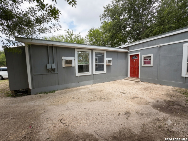 1431 Cantrell Dr Property Photo 5