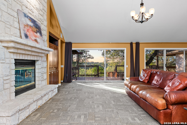 1258 River Bluff Cir Property Photo 7