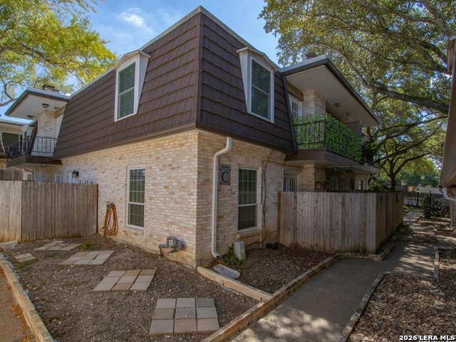 8030 Broadway Property Photo 2