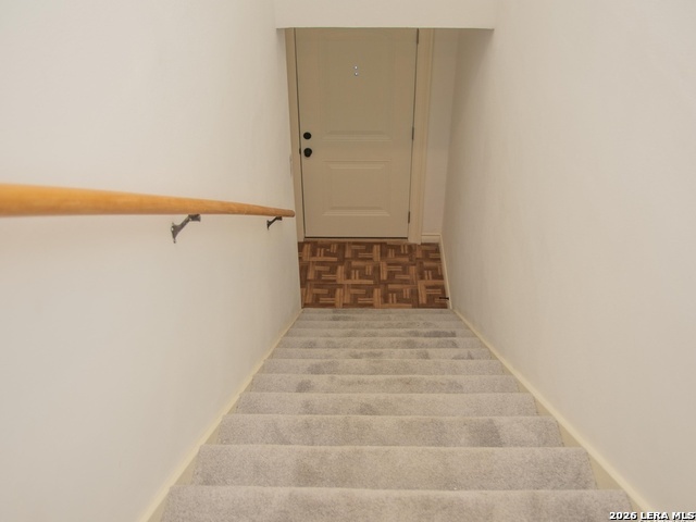 8030 Broadway Property Photo 7