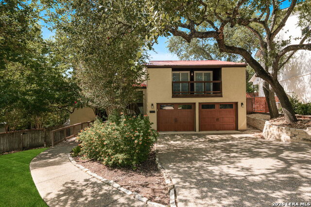 12503 Chateau Forest Ln Property Photo 2