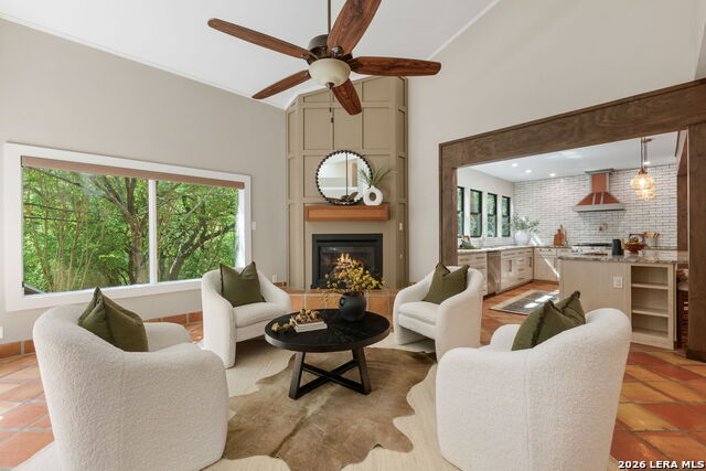 12503 Chateau Forest Ln Property Photo 8